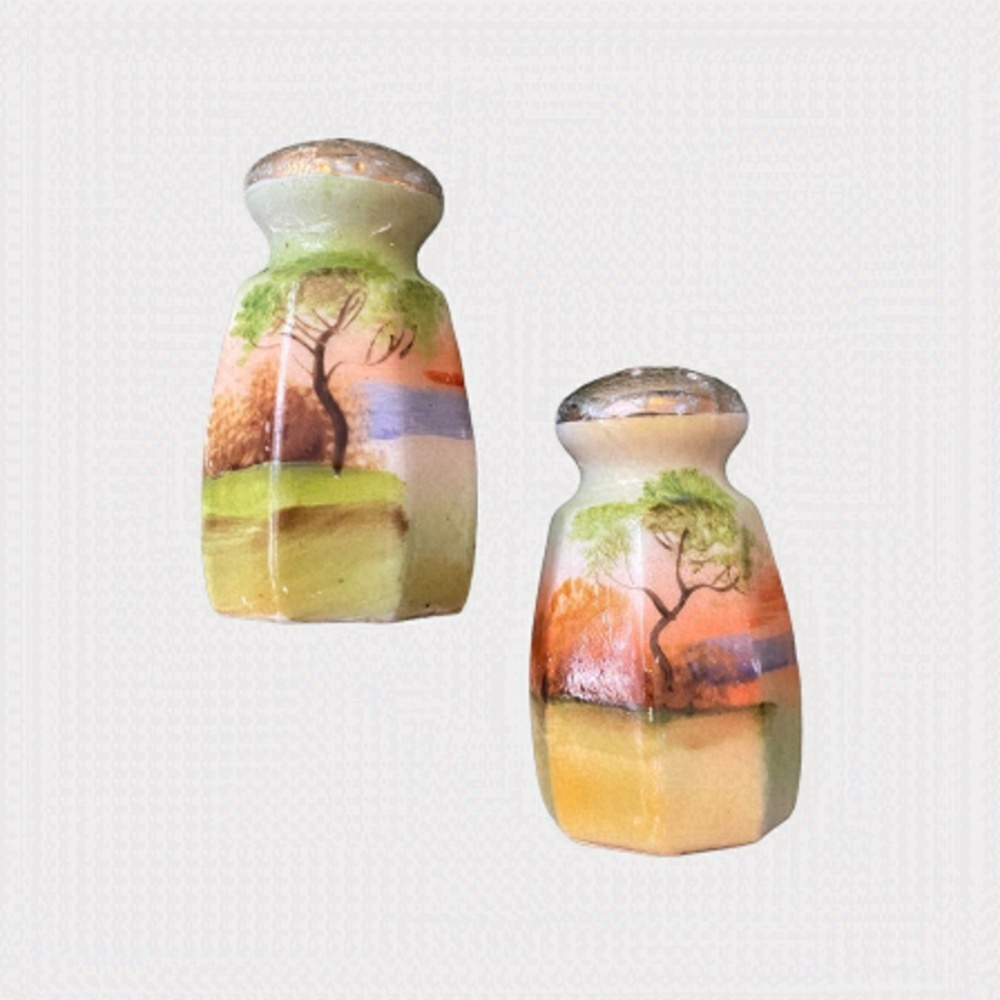 VINTAGE | Mini Salt and Pepper Hand Painted Shakers (SC)